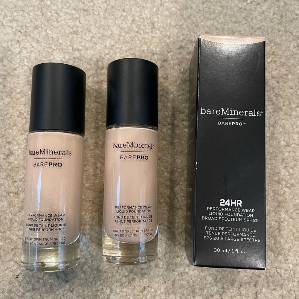 2 bareMinerals BAREPRO foundation